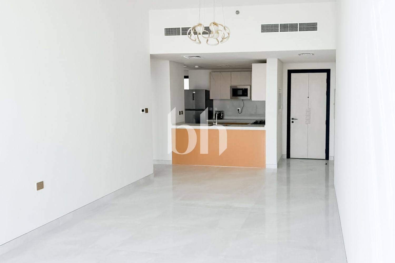 2 Bedroom Apartment in Skyz By Danube - photo 1