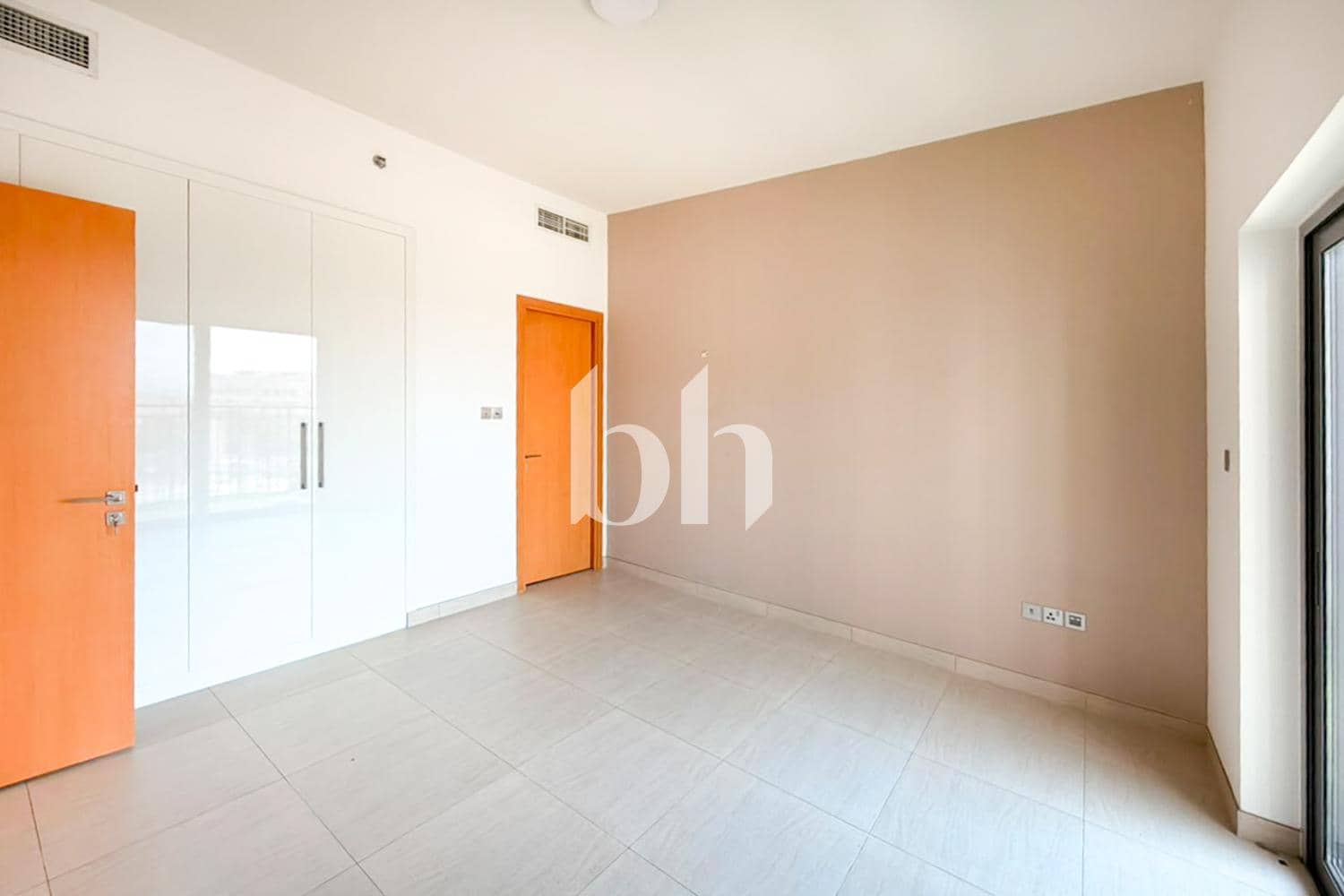 1 Bedroom Apartment in Genesis by Meraki - photo 2
