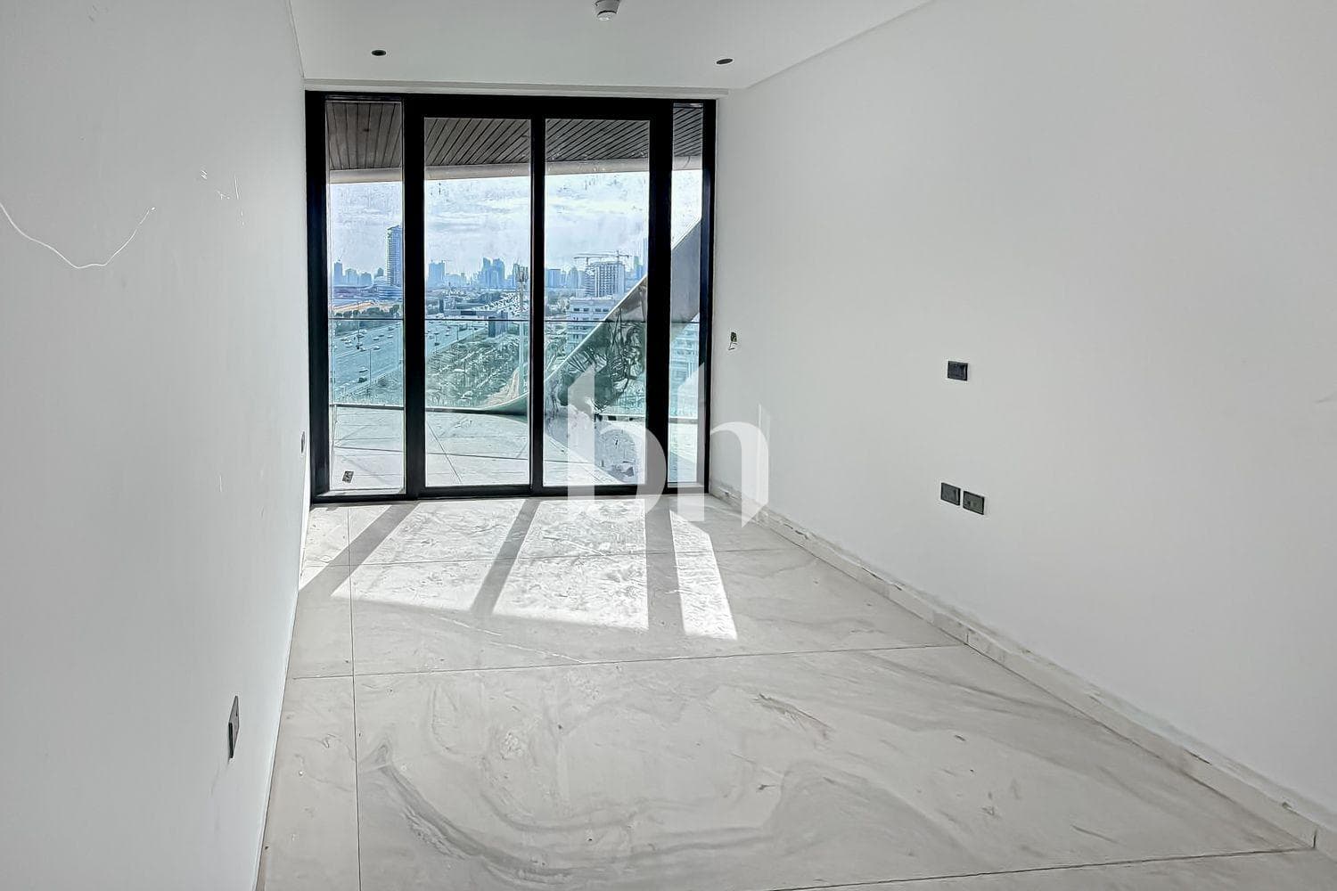 1 Bedroom Apartment in 48 Parkside - photo 1