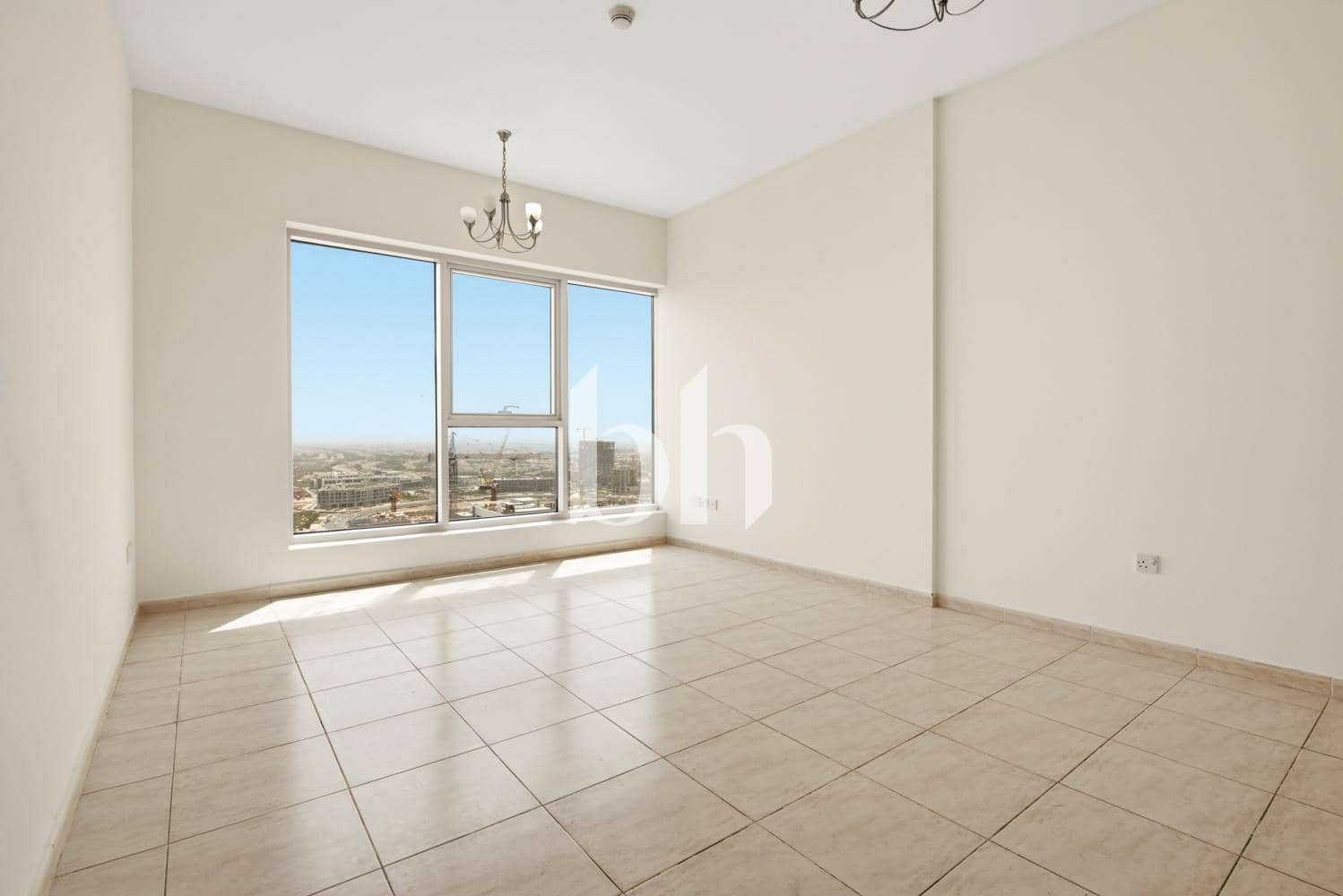 2 Bedroom Apartment in Skycourts Tower D - photo 2