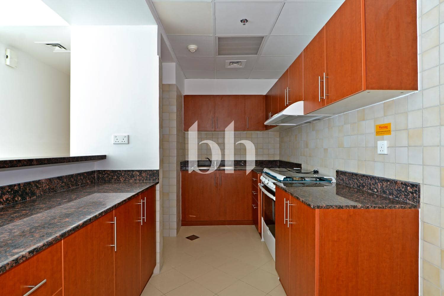 2 Bedroom Apartment in Skycourts Tower B
