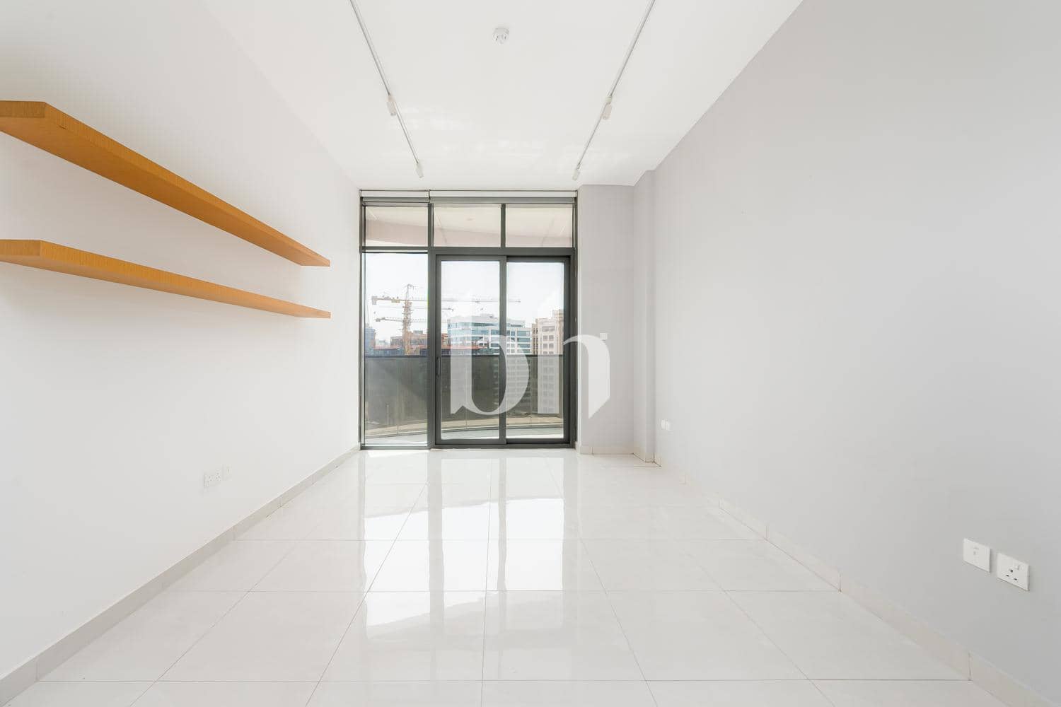 1 Bedroom Apartment in Blue Waves Tower - photo 1