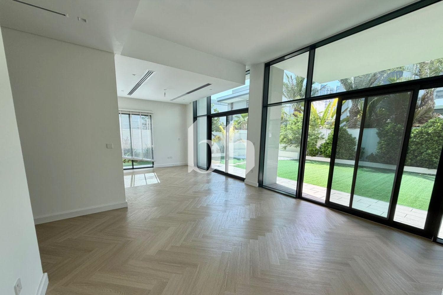 4 Bedroom Villa in Murooj Al Furjan 1 - photo 2