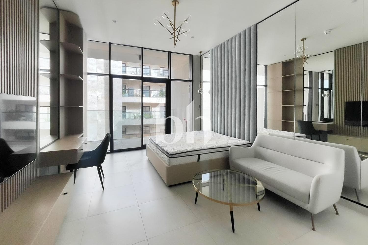 Apartment in Westwood By IMTIAZ