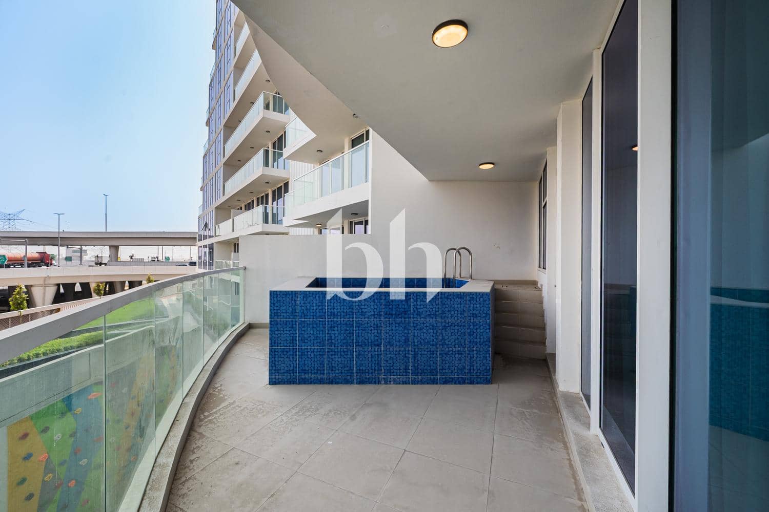 2 Bedroom Apartment in Gemz by Danube