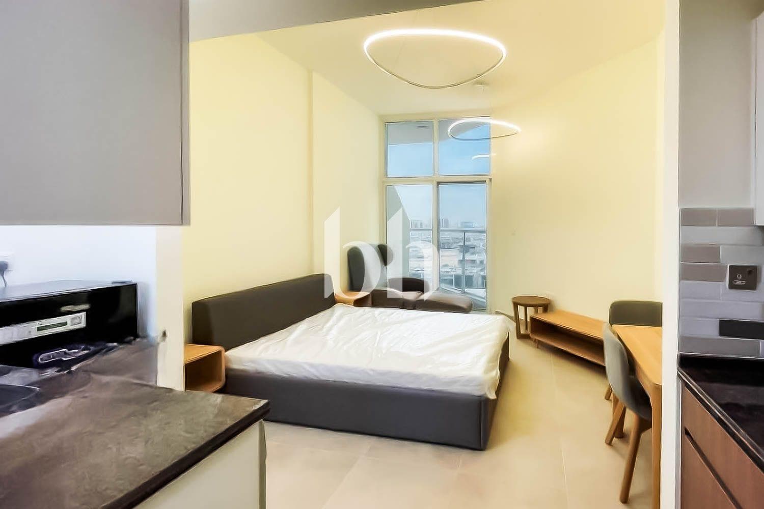 Studio Apartment in Azizi Plaza