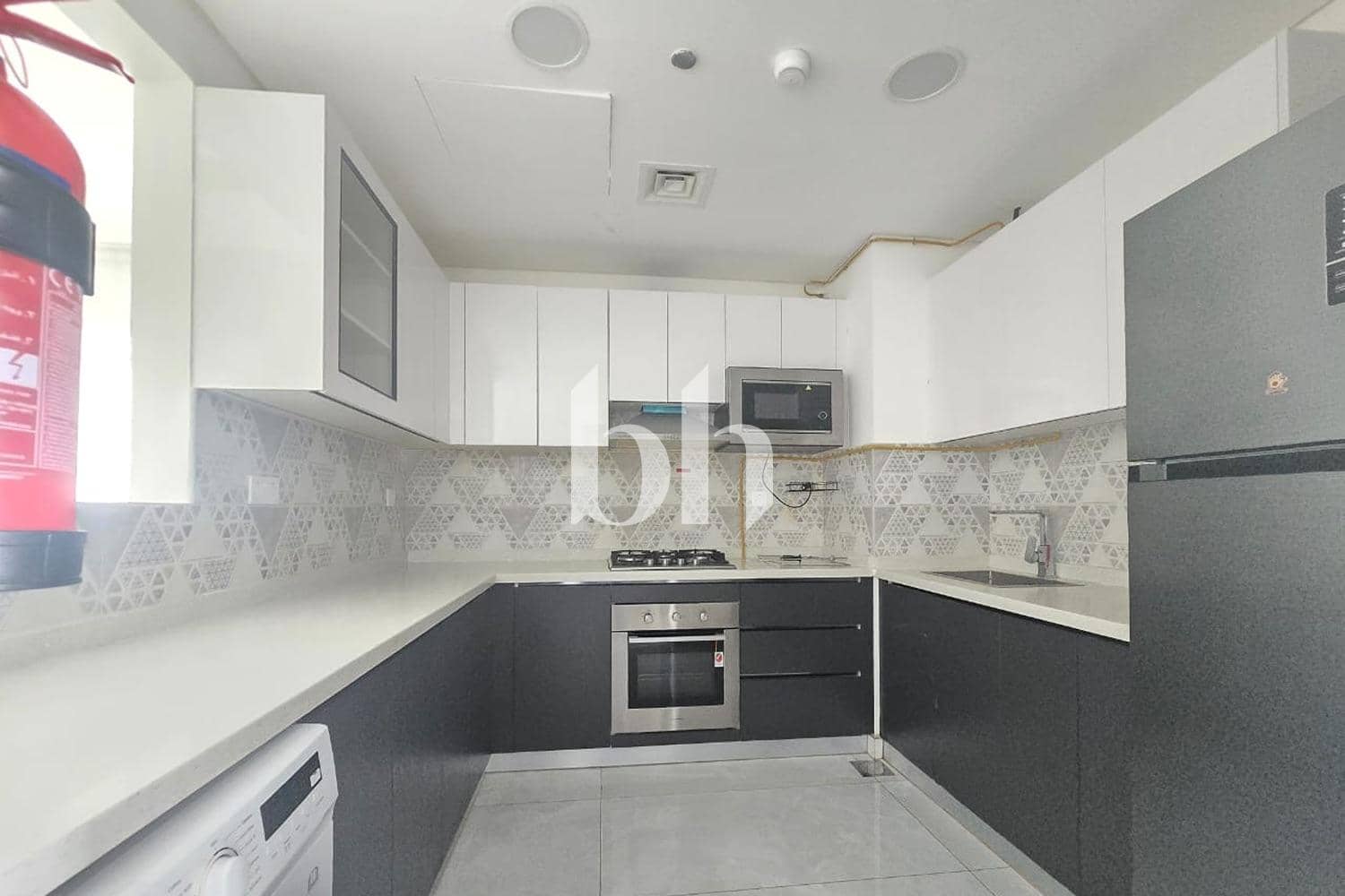 3 Bedroom Apartment in Pearlz by Danube - photo 2