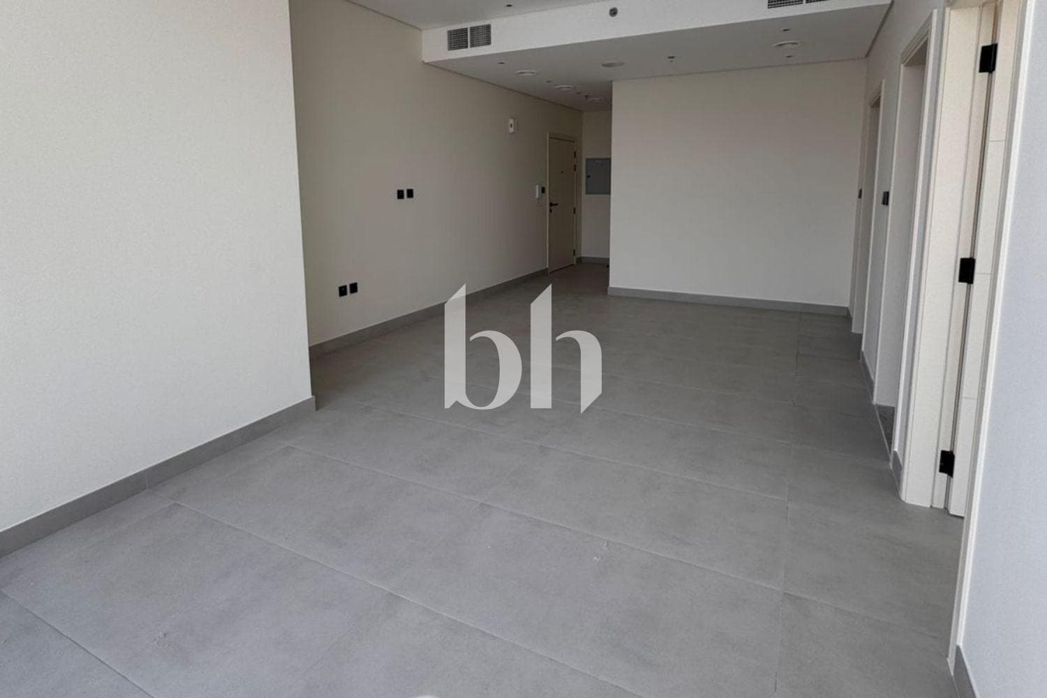 1 Bedroom Apartment in PG One - photo 2
