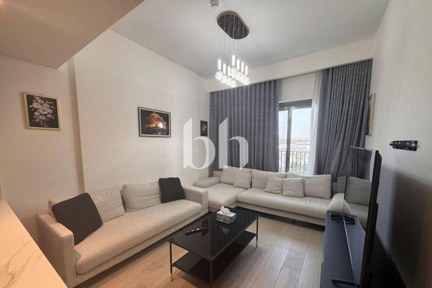 2 Bedroom Apartment in AZIZI Pearl - photo 1