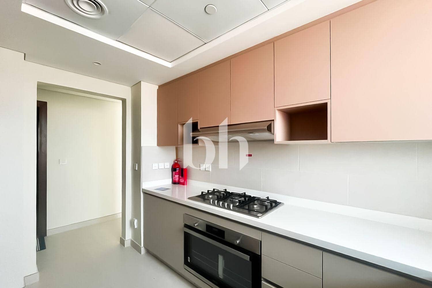 3 Bedroom Apartment in Zazen Ivy - photo 2