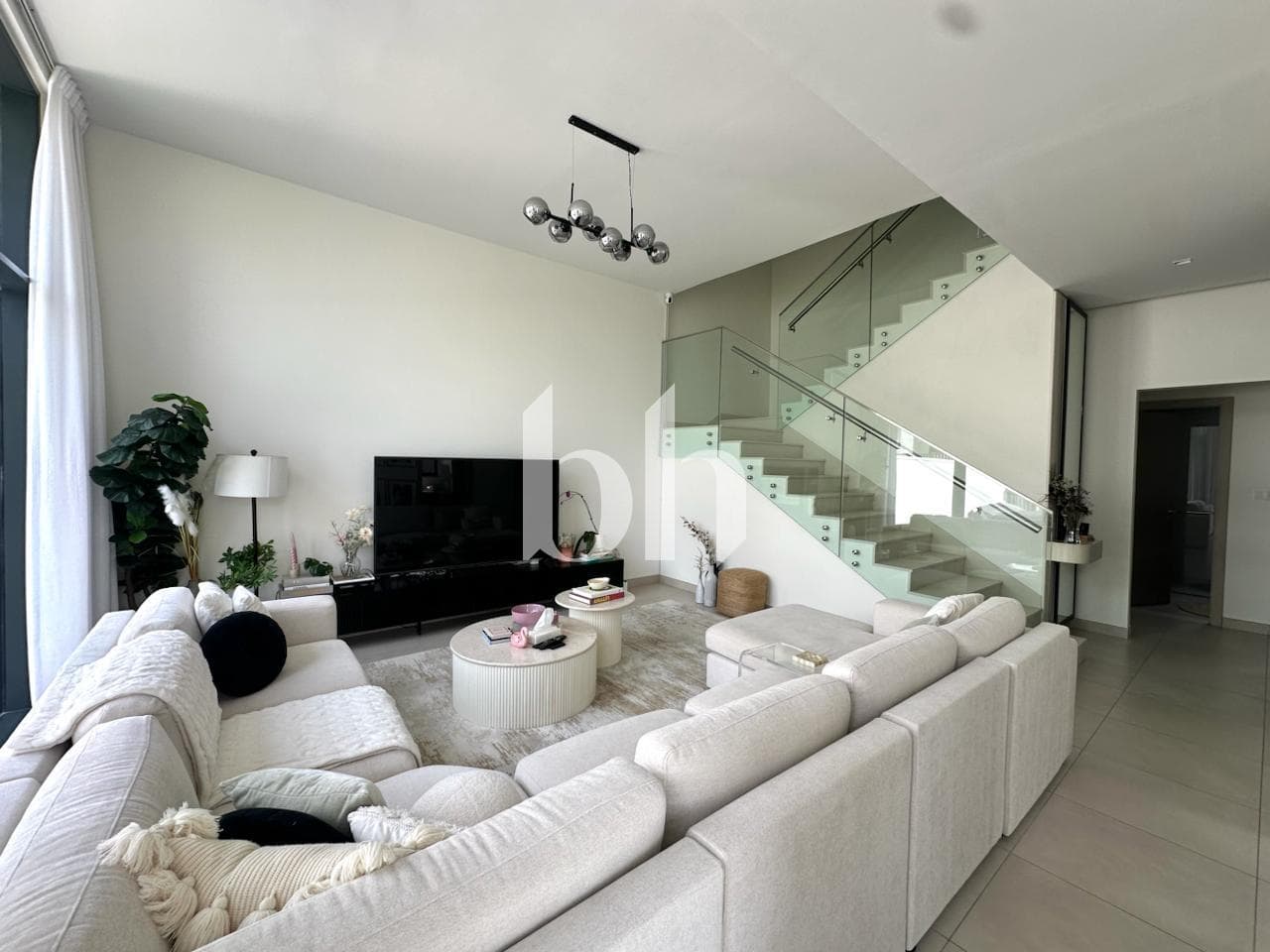 4 Bedroom Villa in Murooj Al Furjan West - photo 2