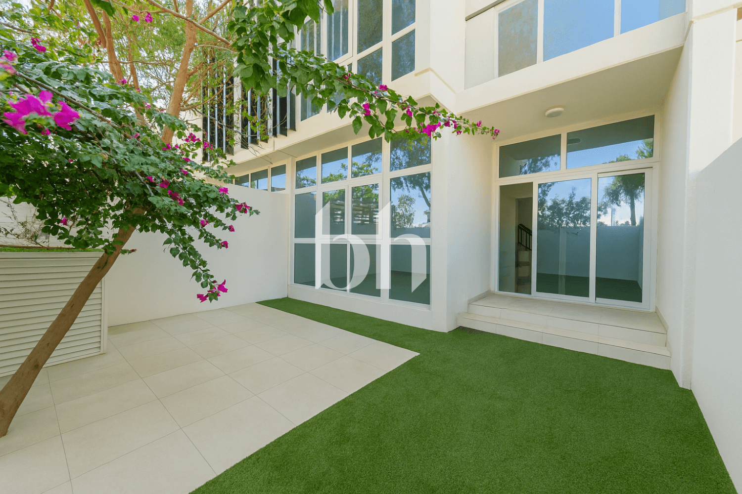 3 Bedroom Townhouse in Centaury - photo 1