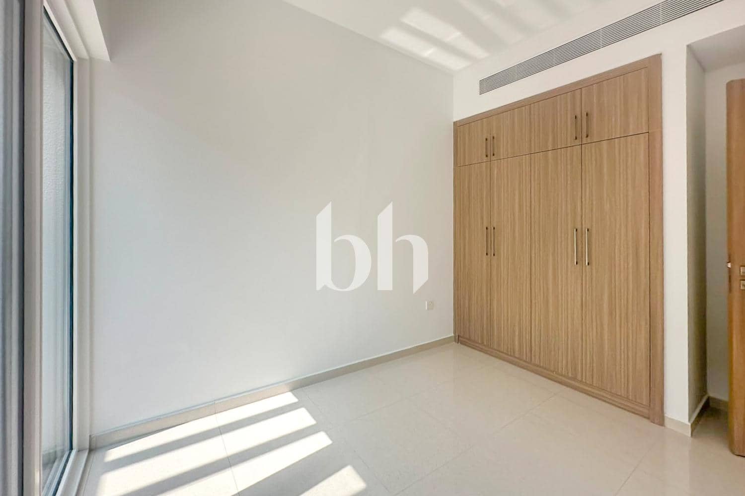 3 Bedroom Townhouse in Camelia - photo 1