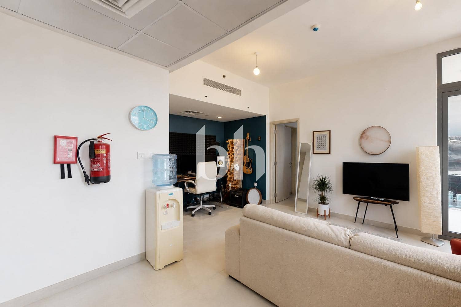 1 Bedroom Apartment in Afnan 1 - photo 2