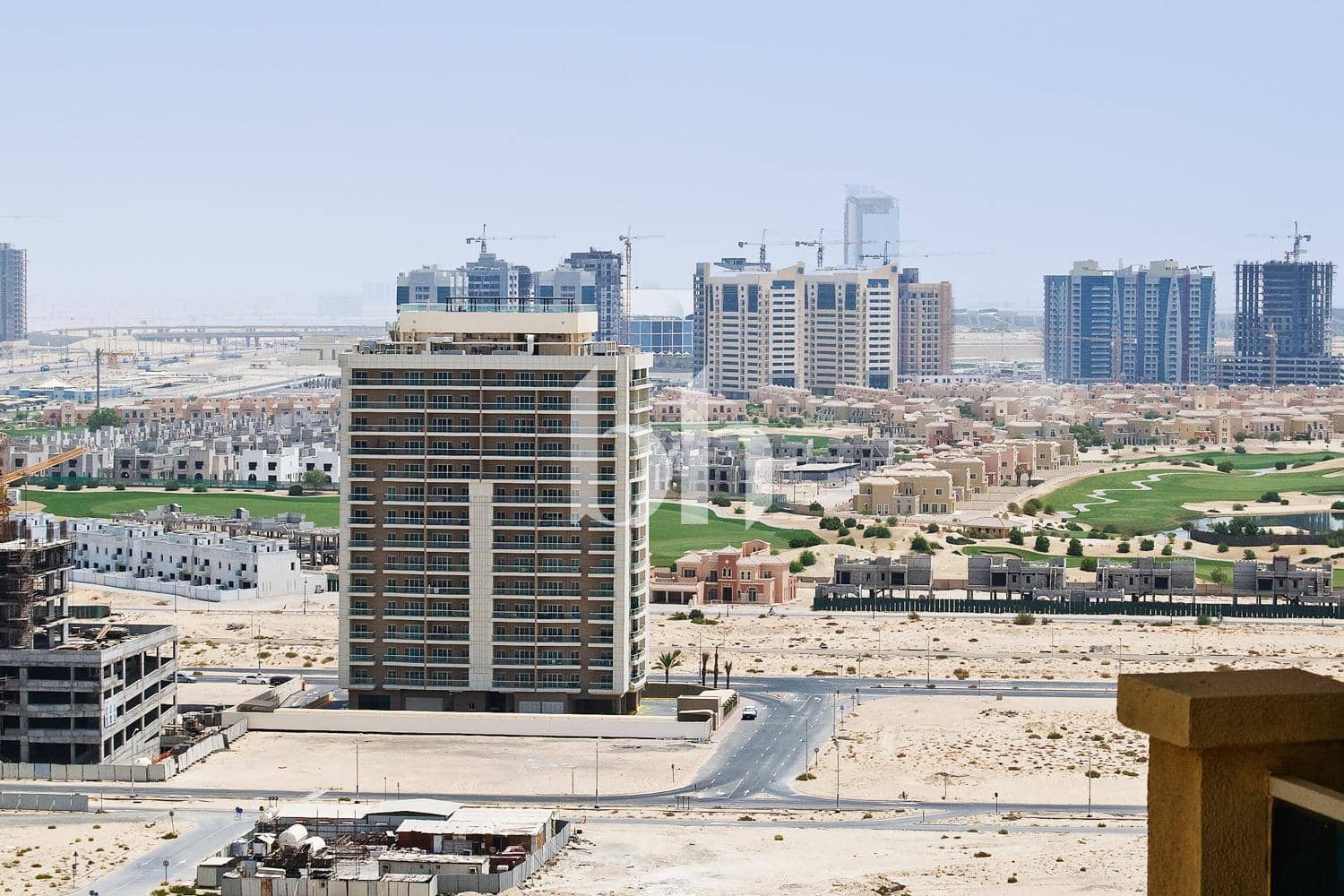 Studio Apartment in Lakeside Tower C