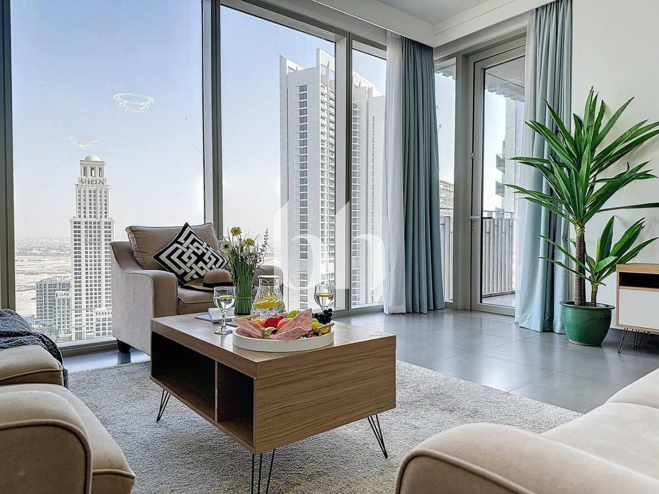 3 Bedroom Apartment in Creek Gate Tower 1 - photo 1