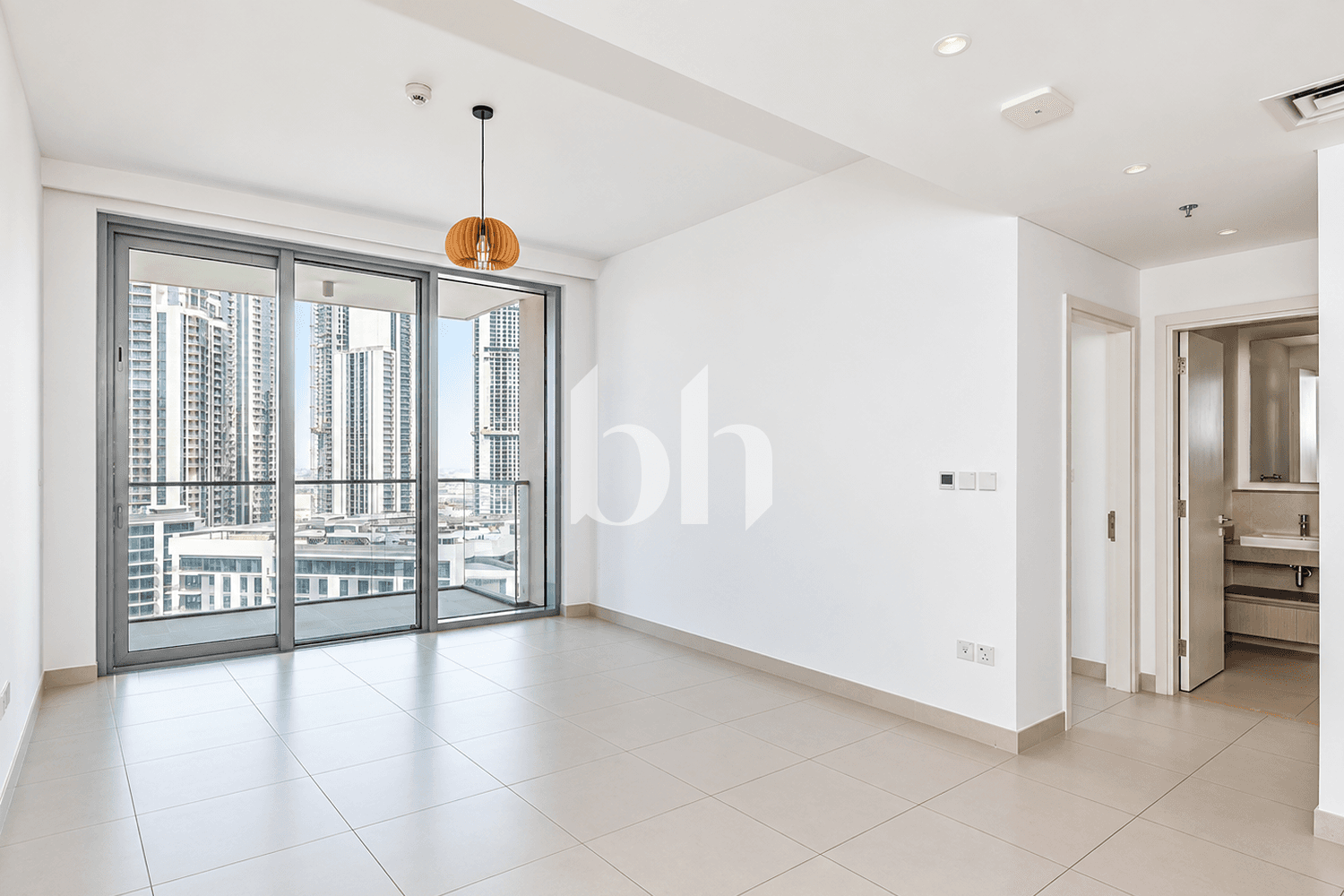1 Bedroom Apartment in The Grand - photo 2