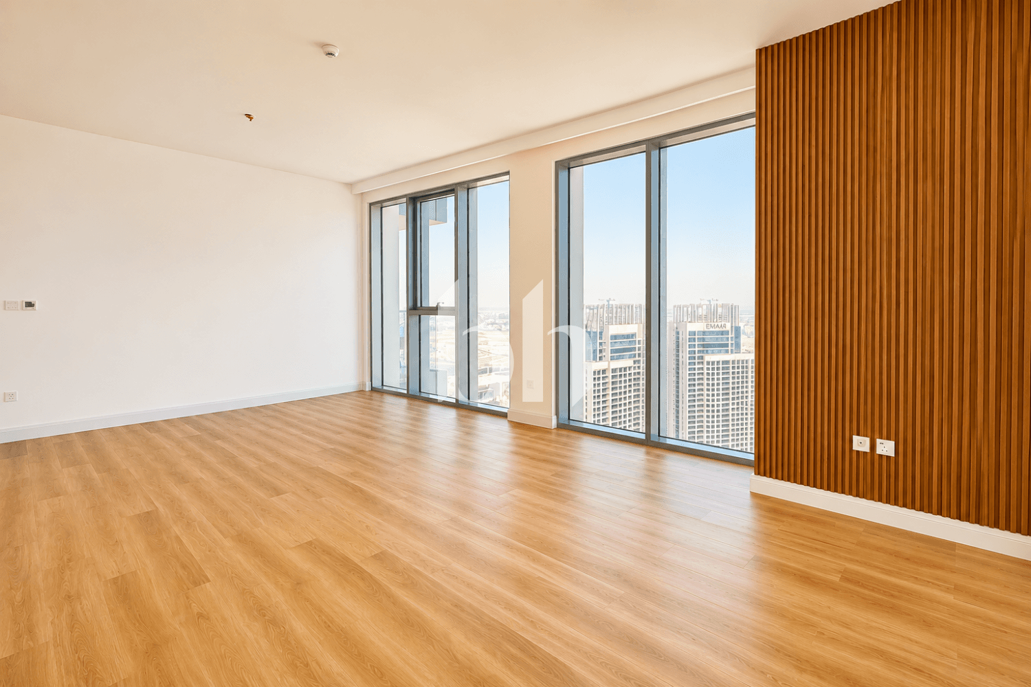 3 Bedroom Apartment in The Grand - photo 2