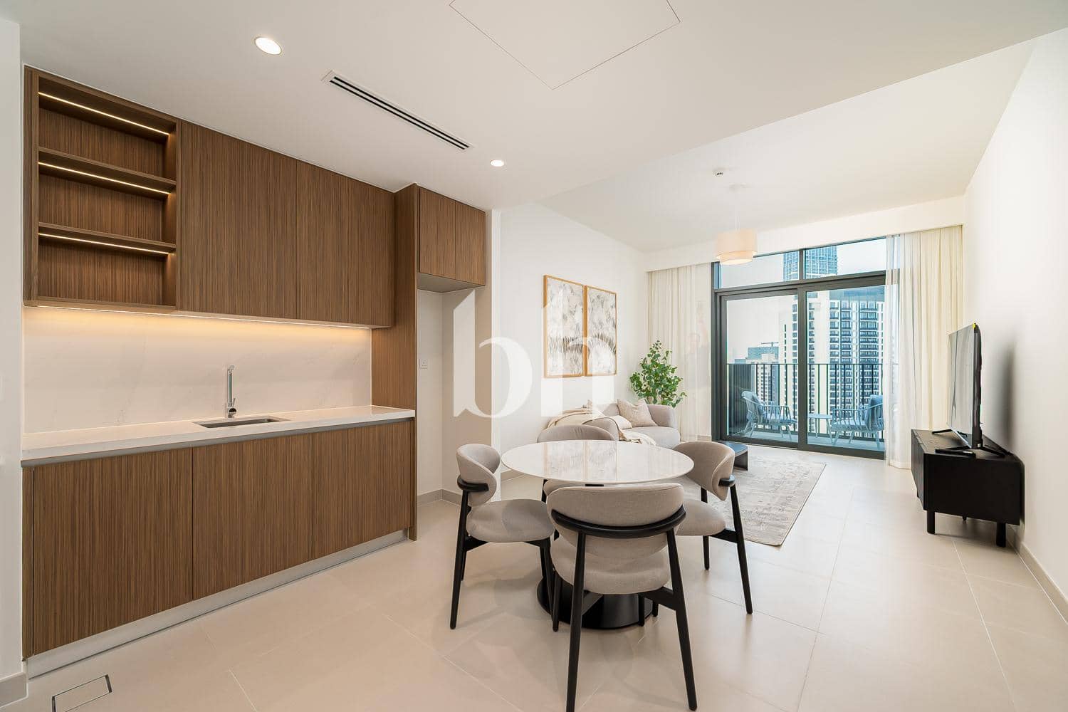 1 Bedroom Apartment in Palace Residences - North - photo 2