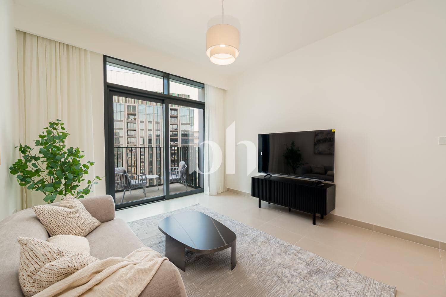 1 Bedroom Apartment in Palace Residences - North - photo 1