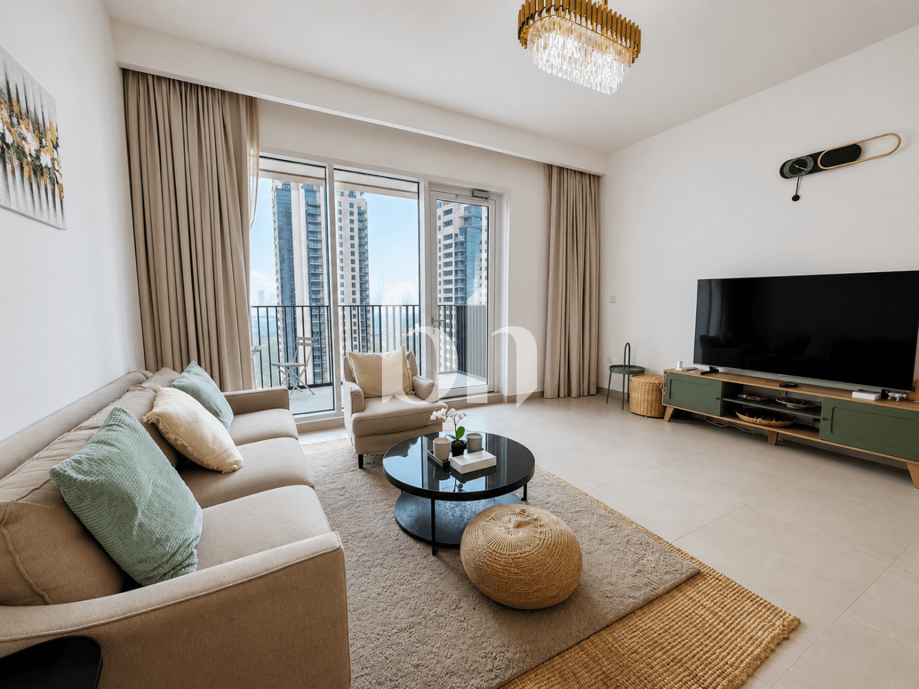 2 Bedroom Apartment in Creek Horizon Tower 1 - photo 1