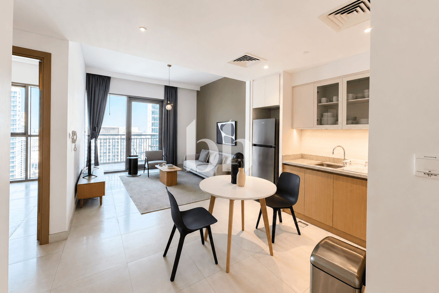 1 Bedroom Apartment in Creekside 18 A - photo 2