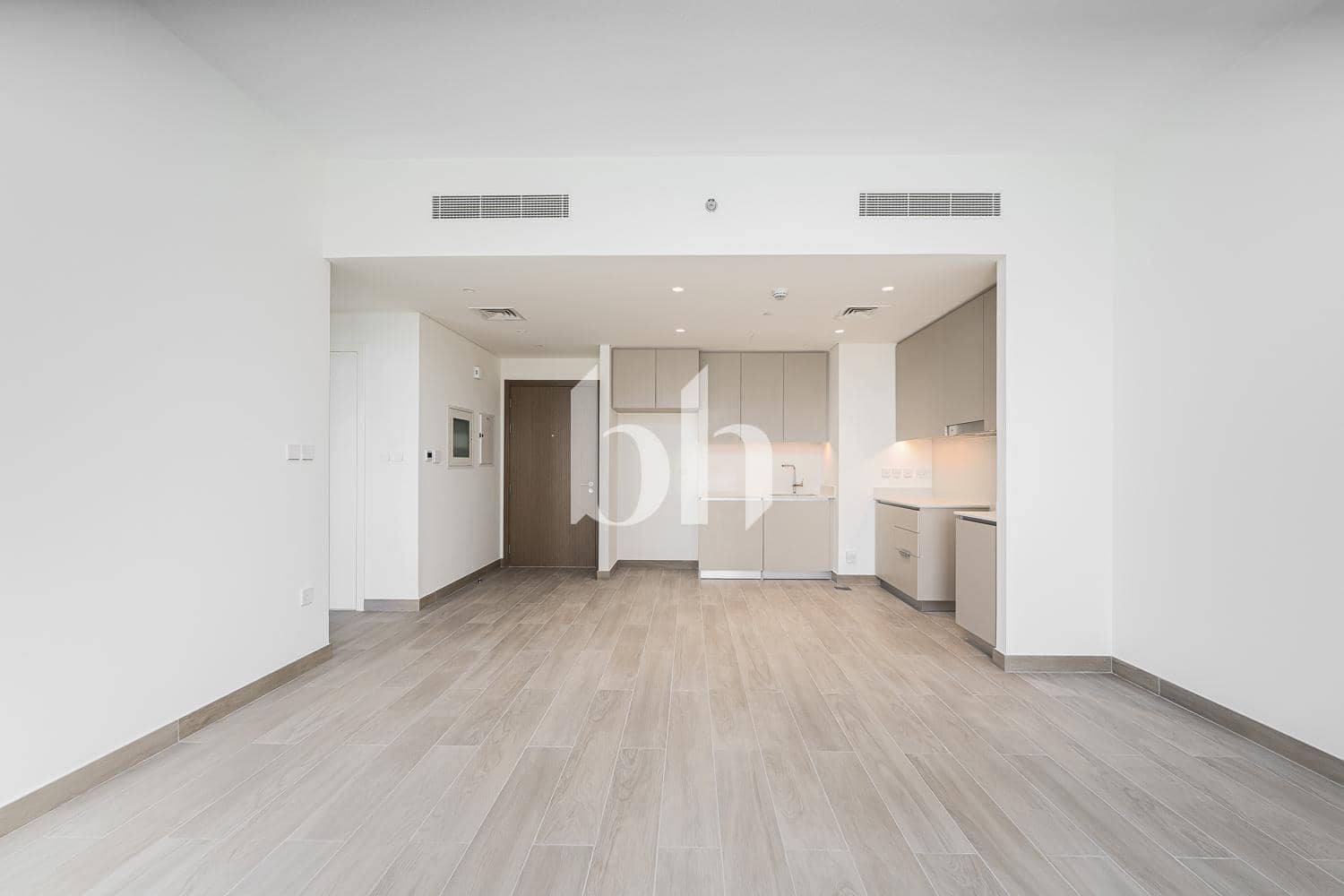 2 Bedroom Apartment in Rosewater Building 2 - photo 1