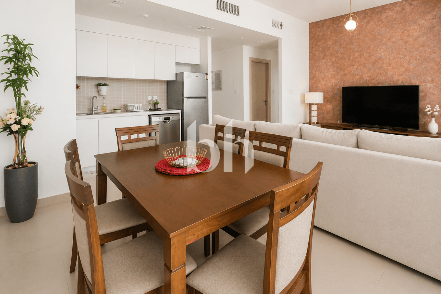 2 Bedroom Apartment in Harbour Gate Tower 2 - photo 2