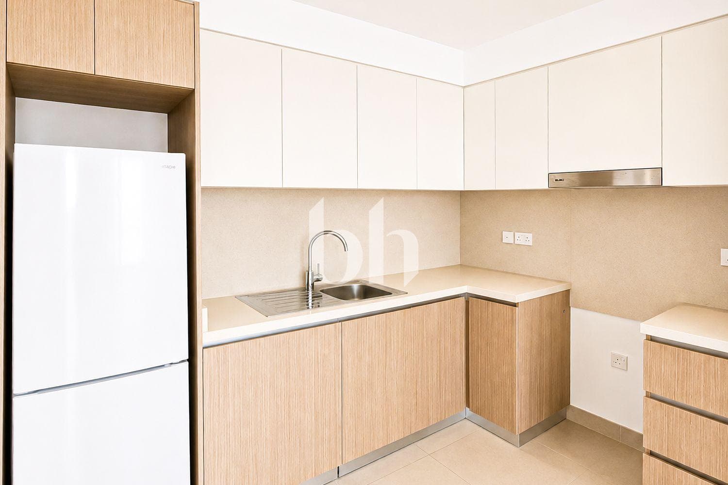 1 Bedroom Apartment in The Grand - photo 2