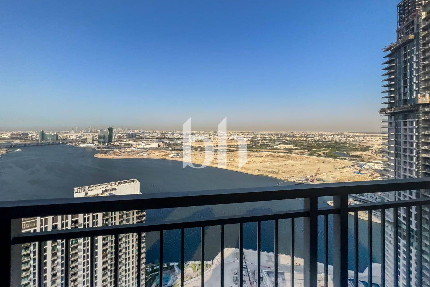 3 Bedroom Apartment in Creek Rise Tower 1 - photo 1