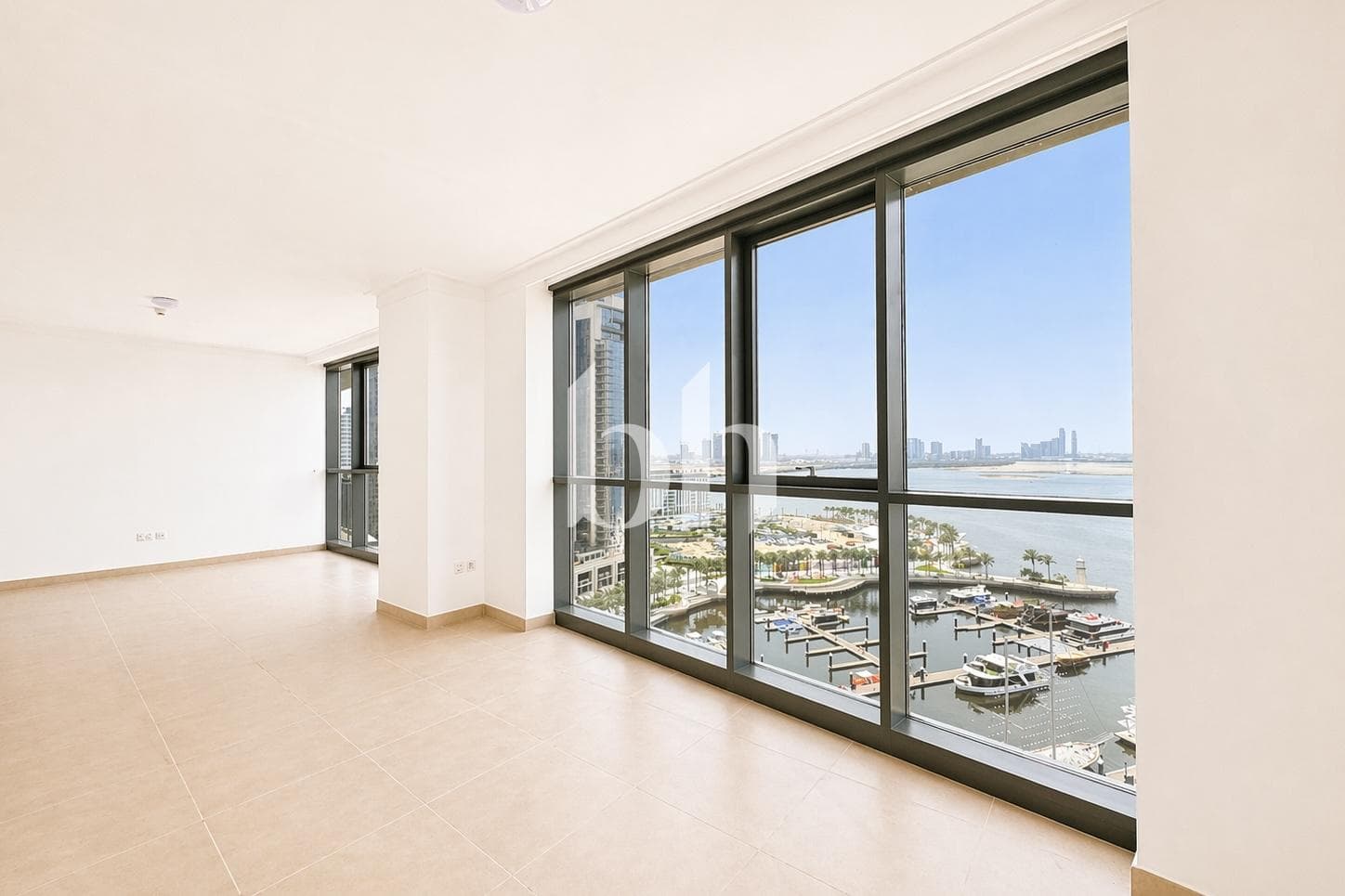 3 Bedroom Apartment in Dubai Creek Residence Tower 1 North - photo 1