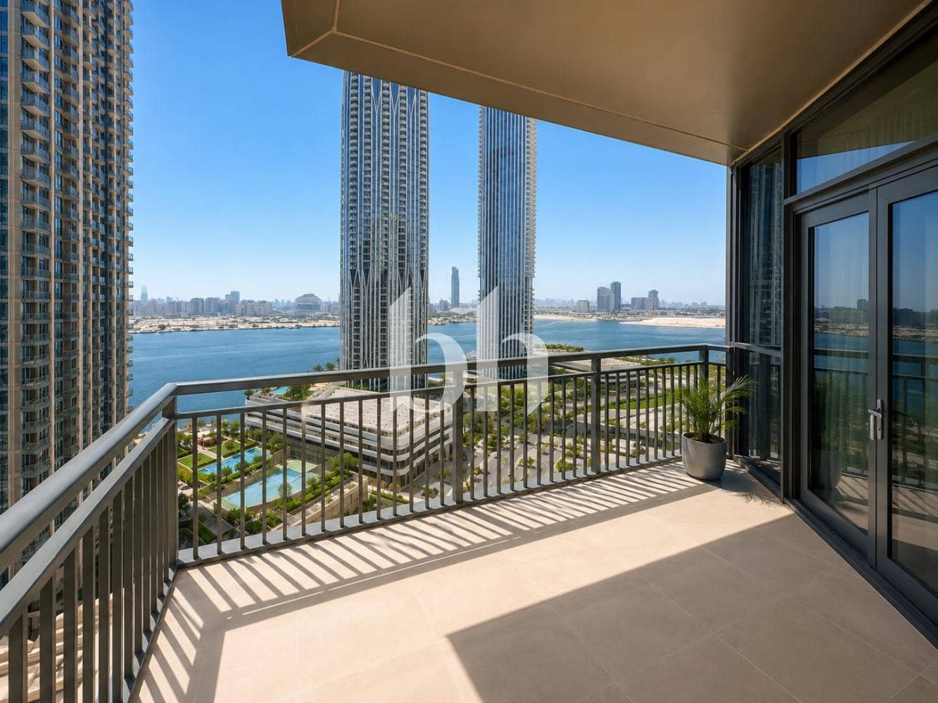 2 Bedroom Apartment in Dubai Creek Residence Tower 2 North - photo 1