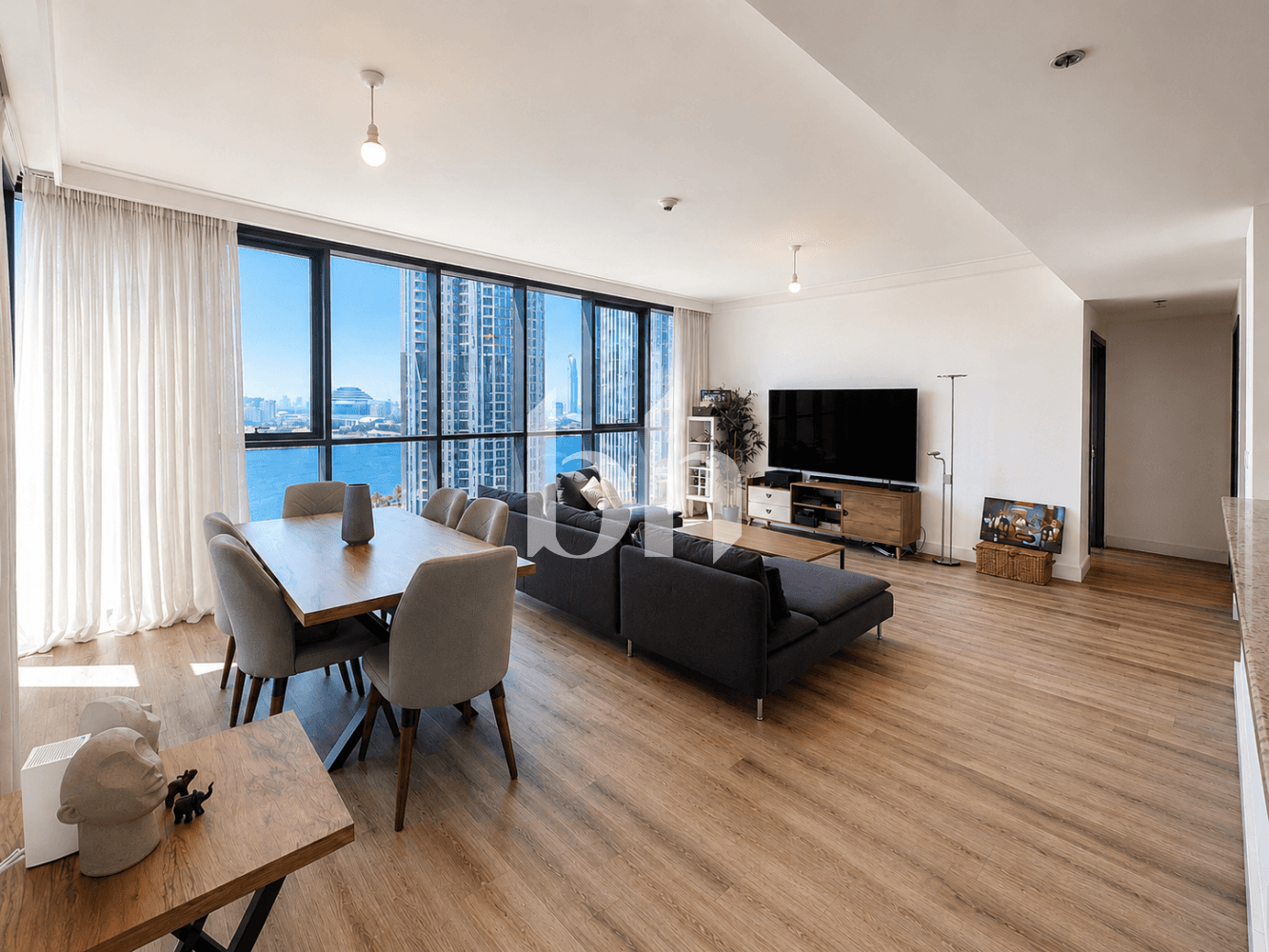 2 Bedroom Apartment in Dubai Creek Residence Tower 2 North - photo 2