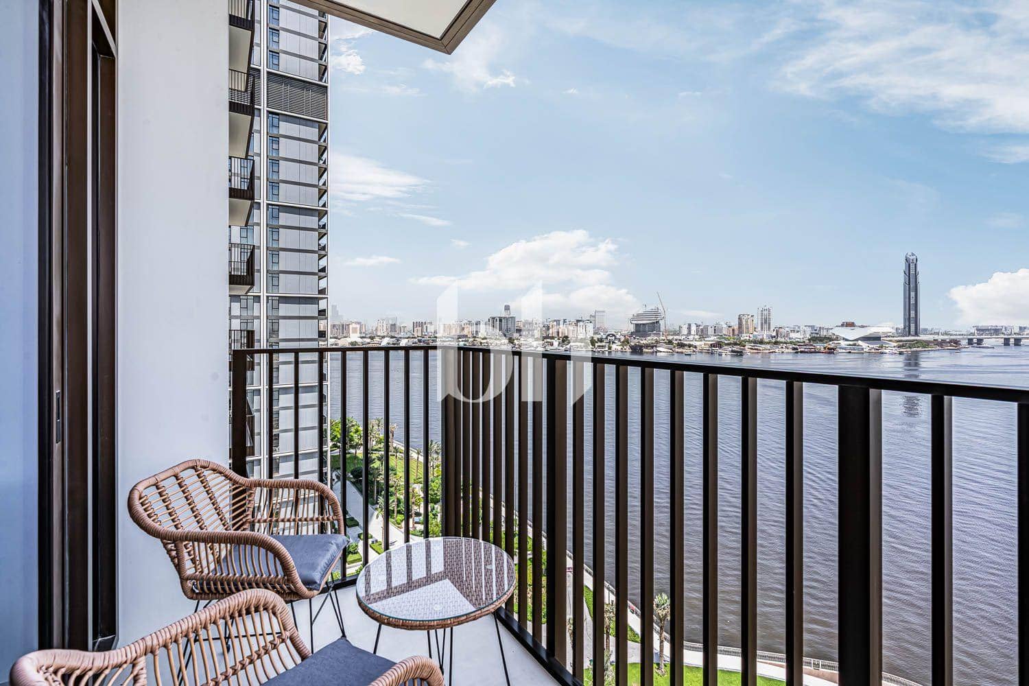 2 Bedroom Apartment in Creek Crescent