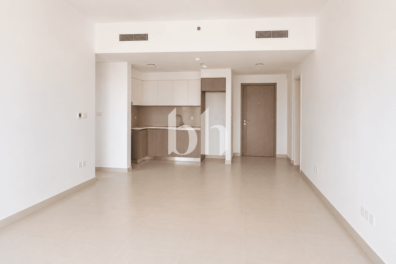 1 Bedroom Apartment in The Grand - photo 2