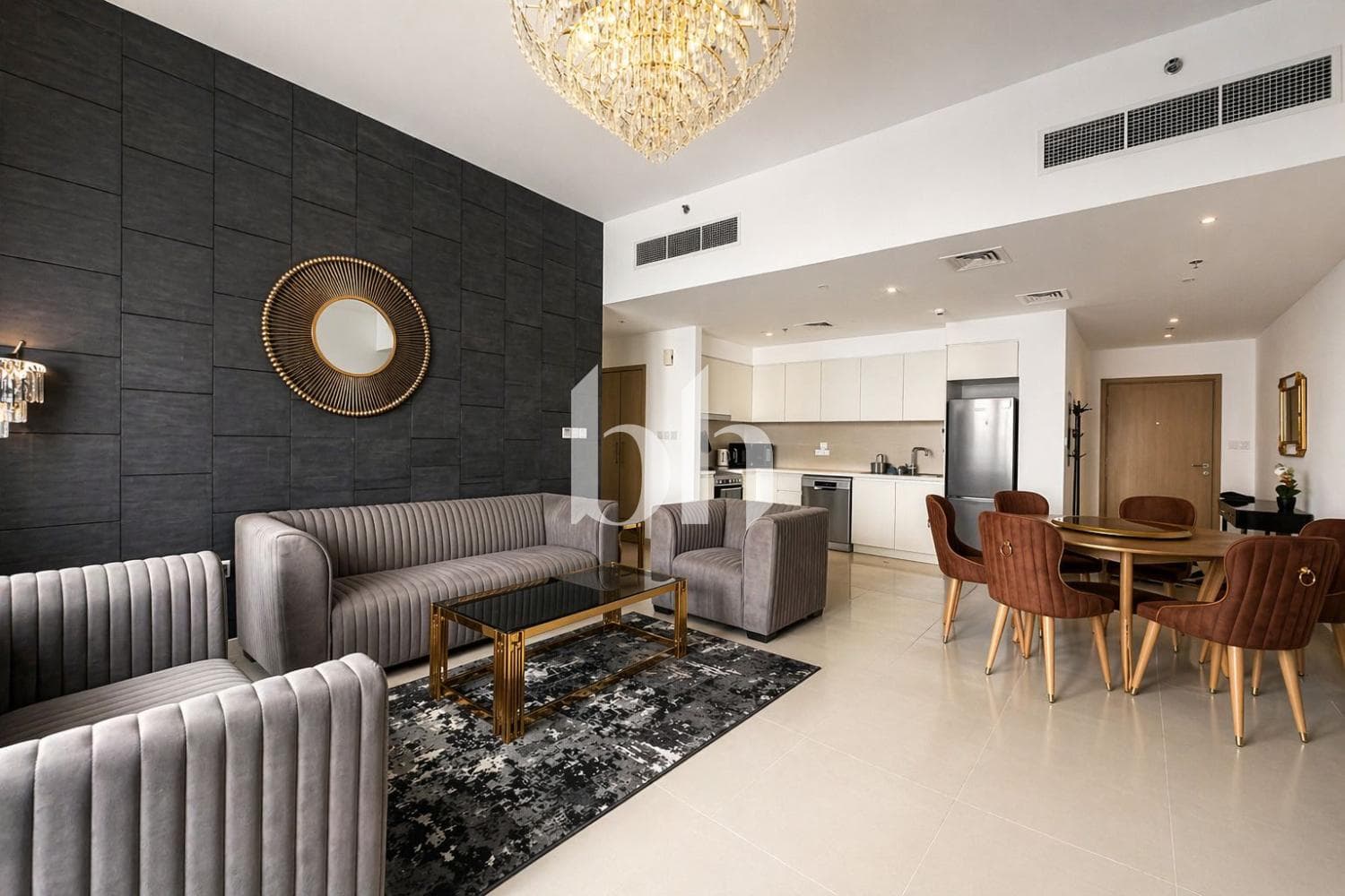 2 Bedroom Apartment in Creek Horizon Tower 2 - photo 1