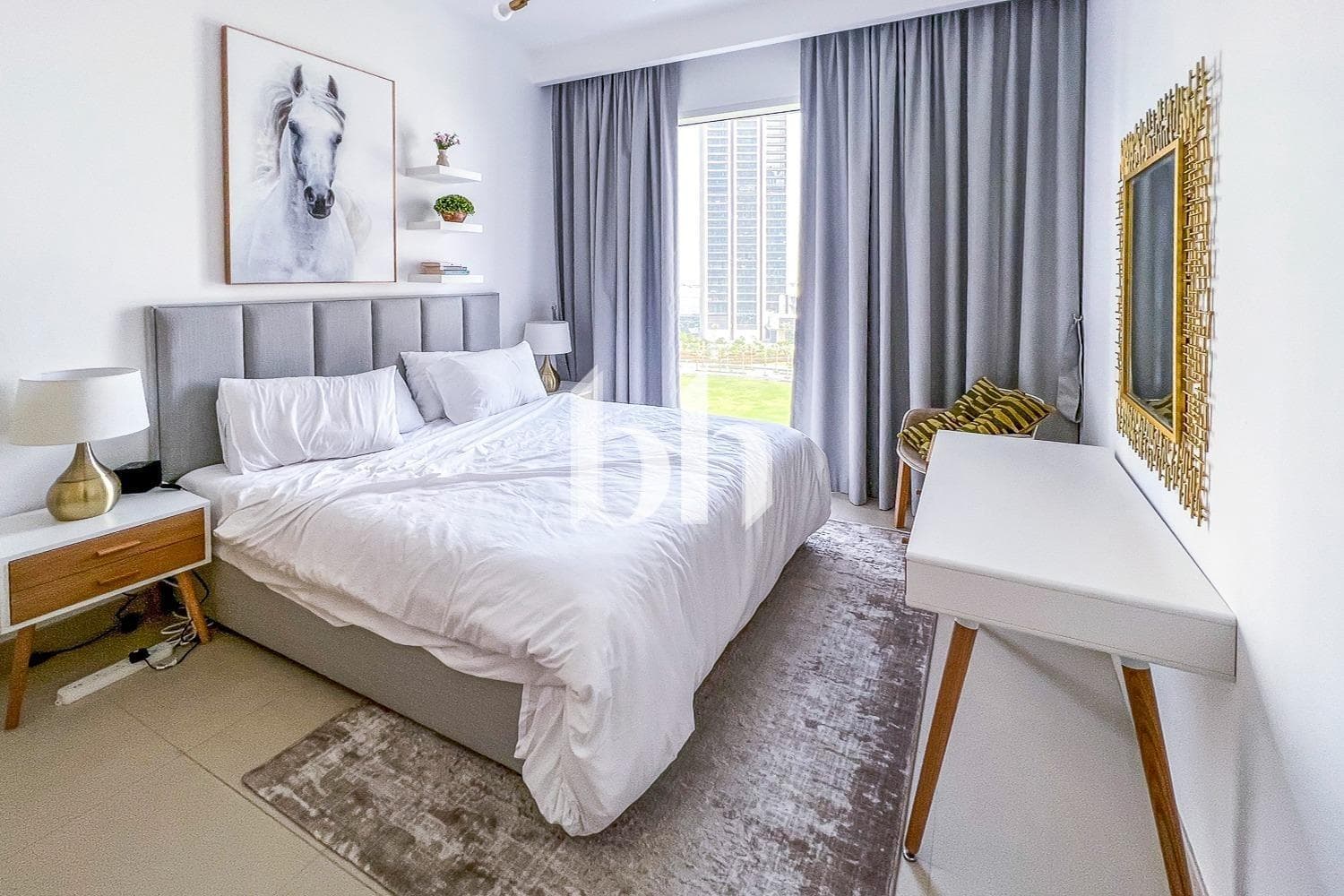 1 Bedroom Apartment in Creek Horizon Tower 1 - photo 2