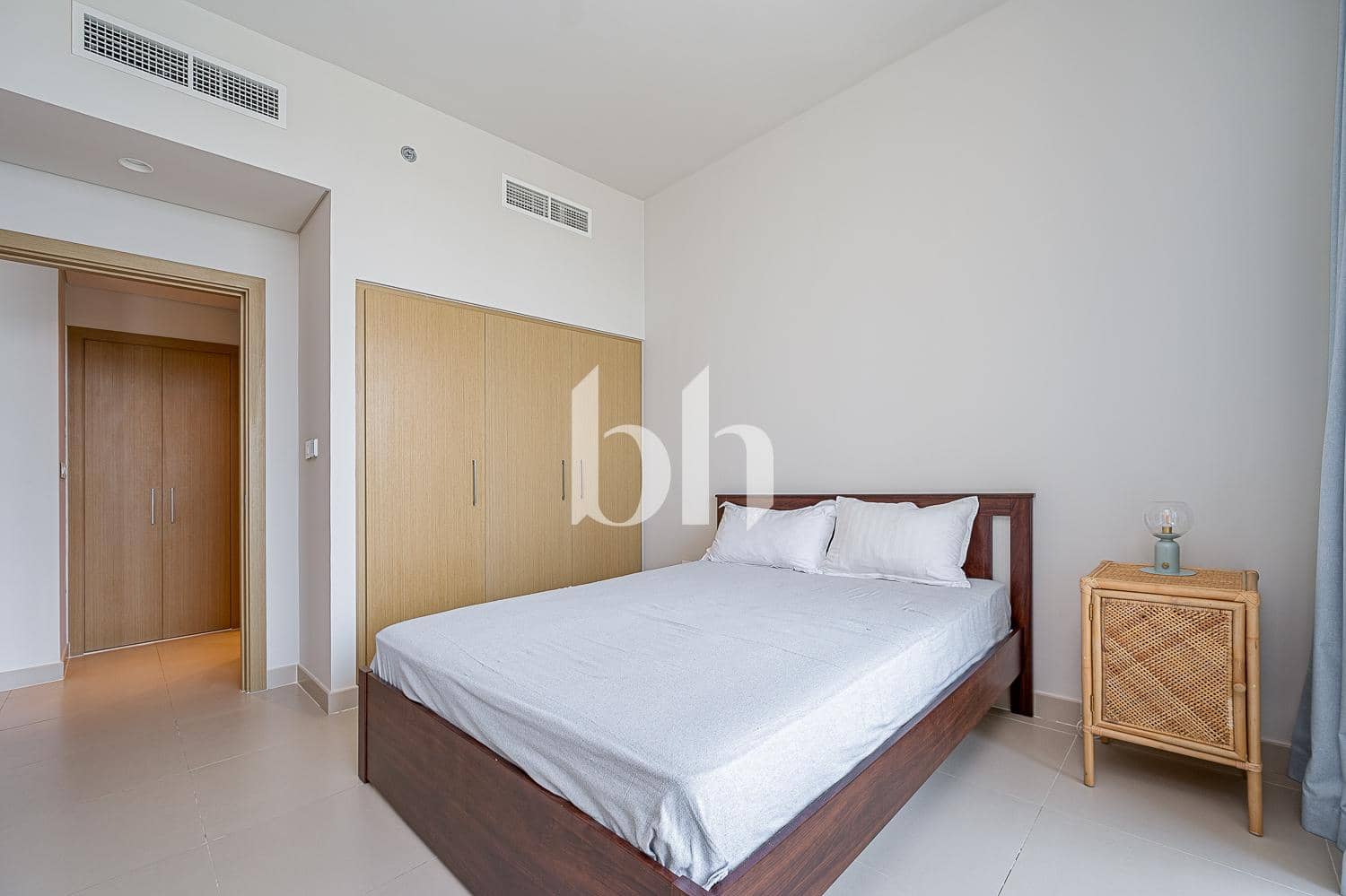 1 Bedroom Apartment in Harbour Gate Tower 1 - photo 1
