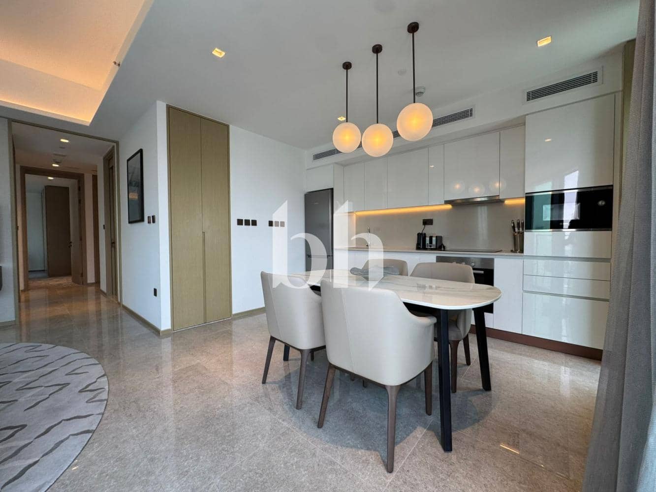 2 Bedroom Apartment in Address Harbour Point Tower 2 - photo 2