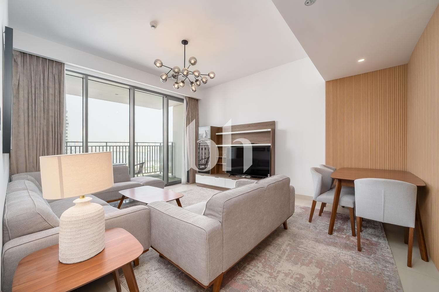 2 Bedroom Apartment in 17 Icon Bay Building 1