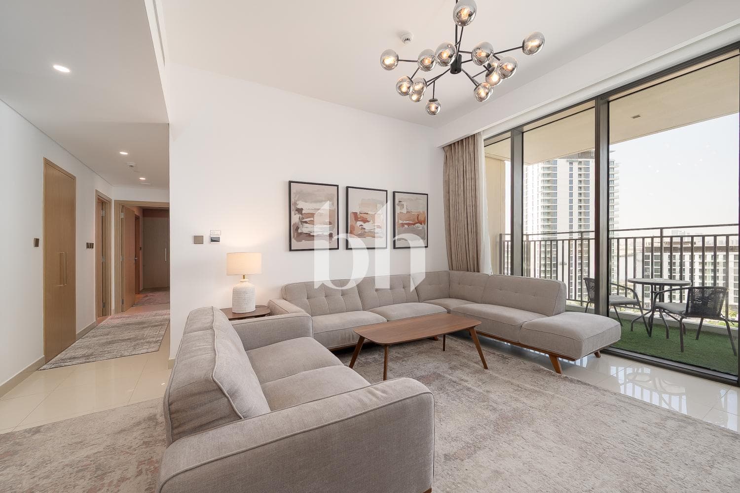2 Bedroom Apartment in 17 Icon Bay Building 1 - photo 2