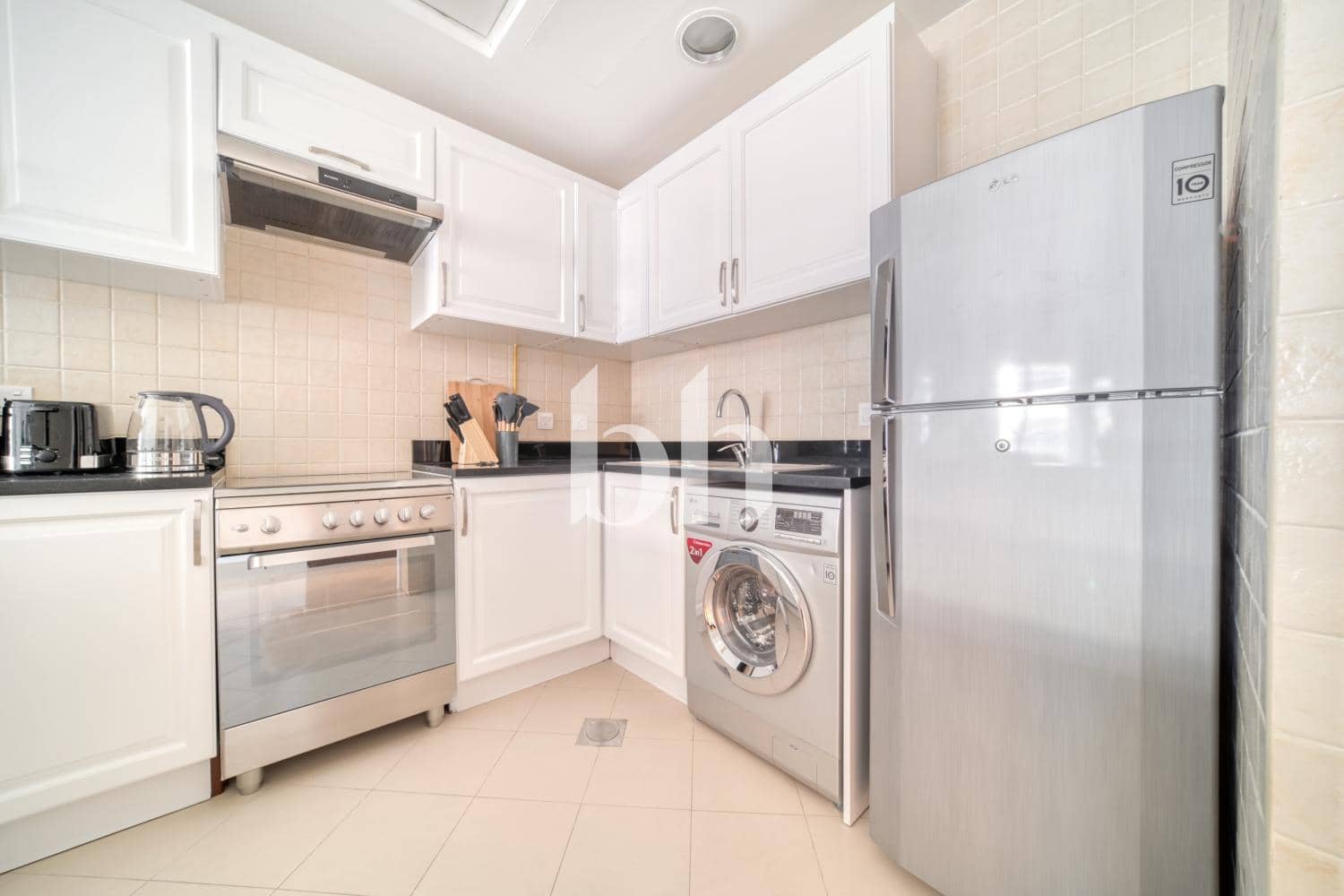 1 Bedroom Apartment in Stella - photo 2