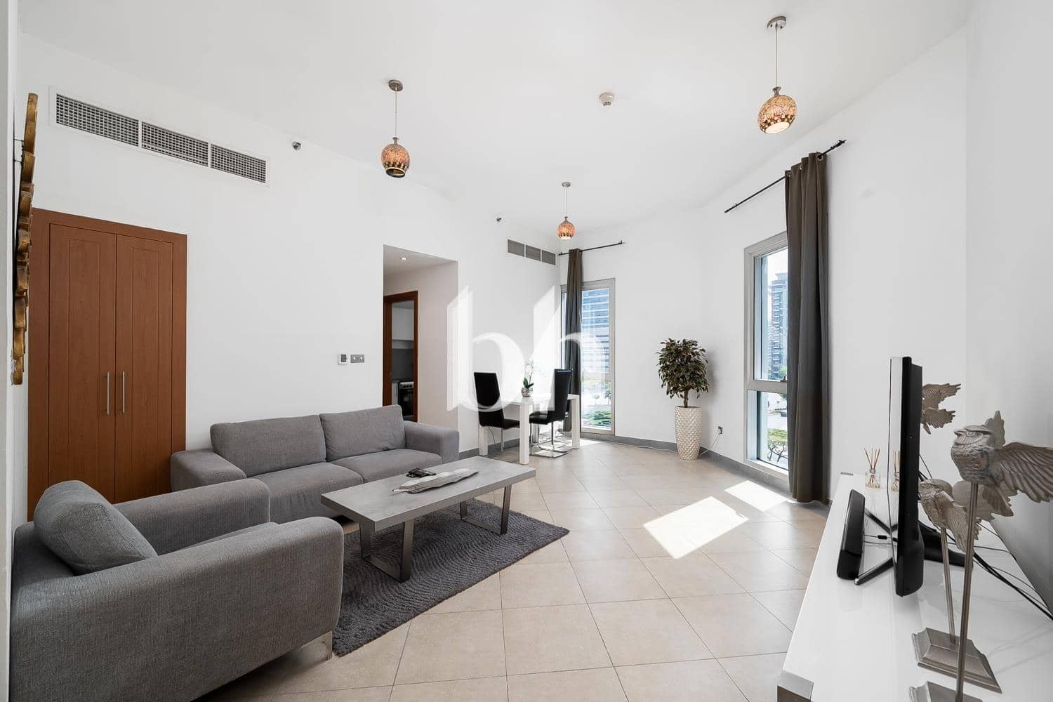 1 Bedroom Apartment in Madison Residency
