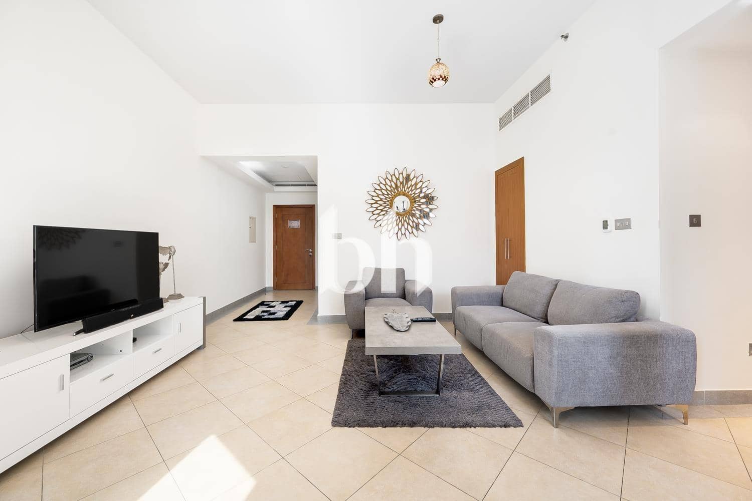 1 Bedroom Apartment in Madison Residency - photo 2