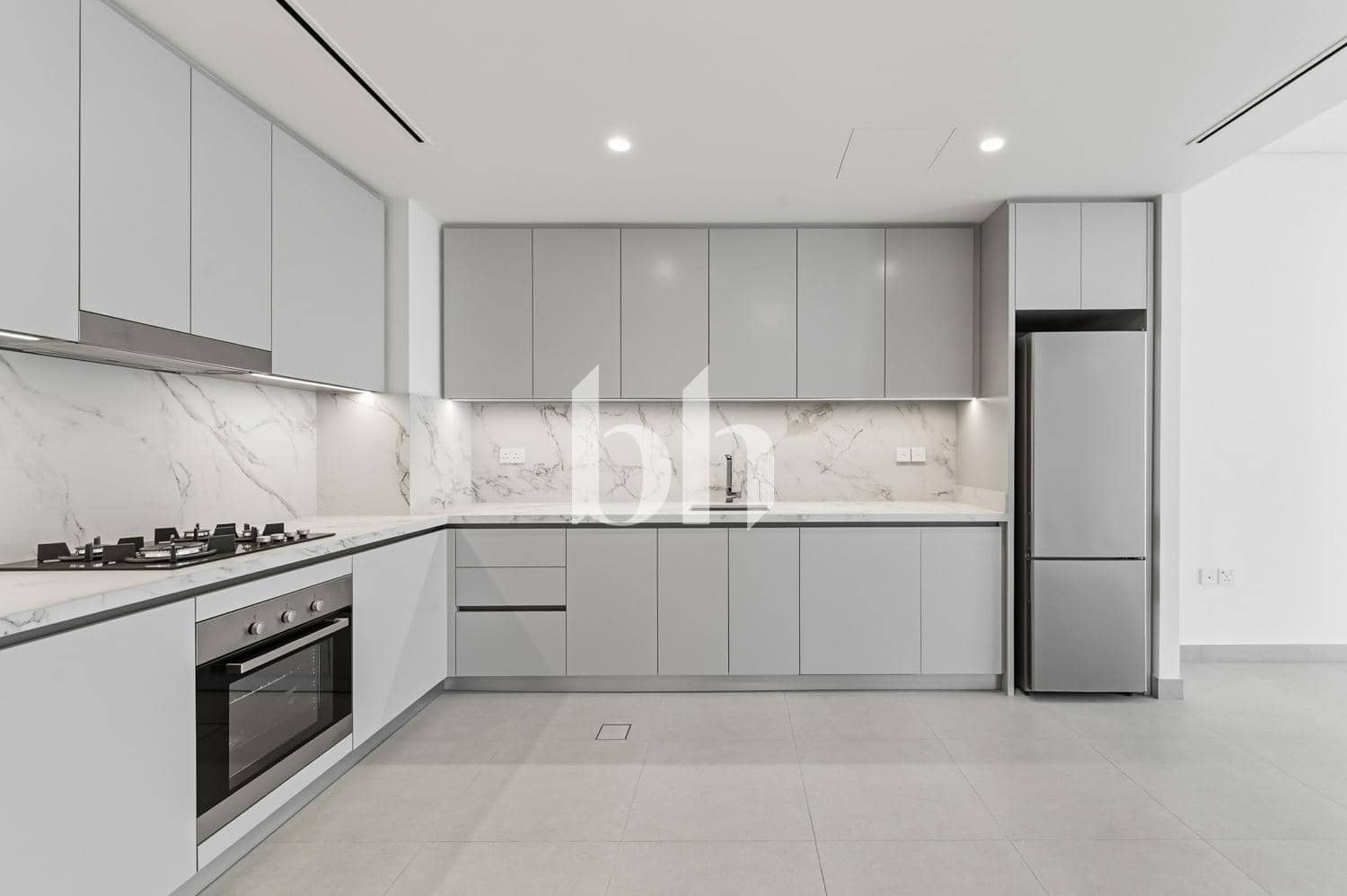 1 Bedroom Apartment in Beach Mansion Tower 1 - photo 1