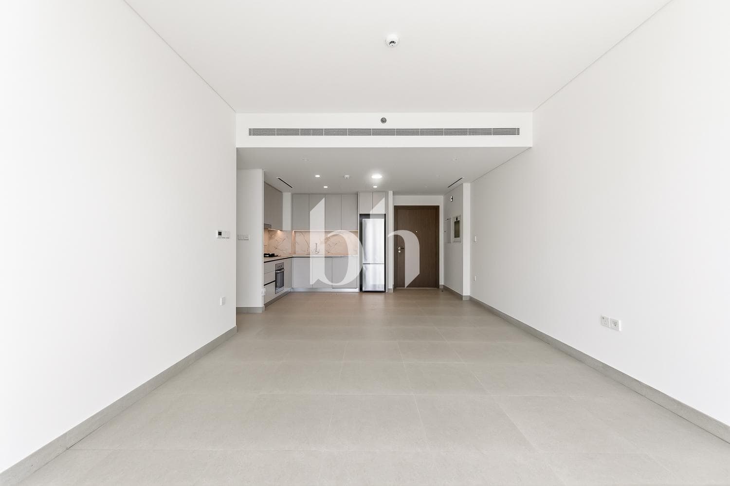 2 Bedrooms Apartment in Beach Mansion Tower 1