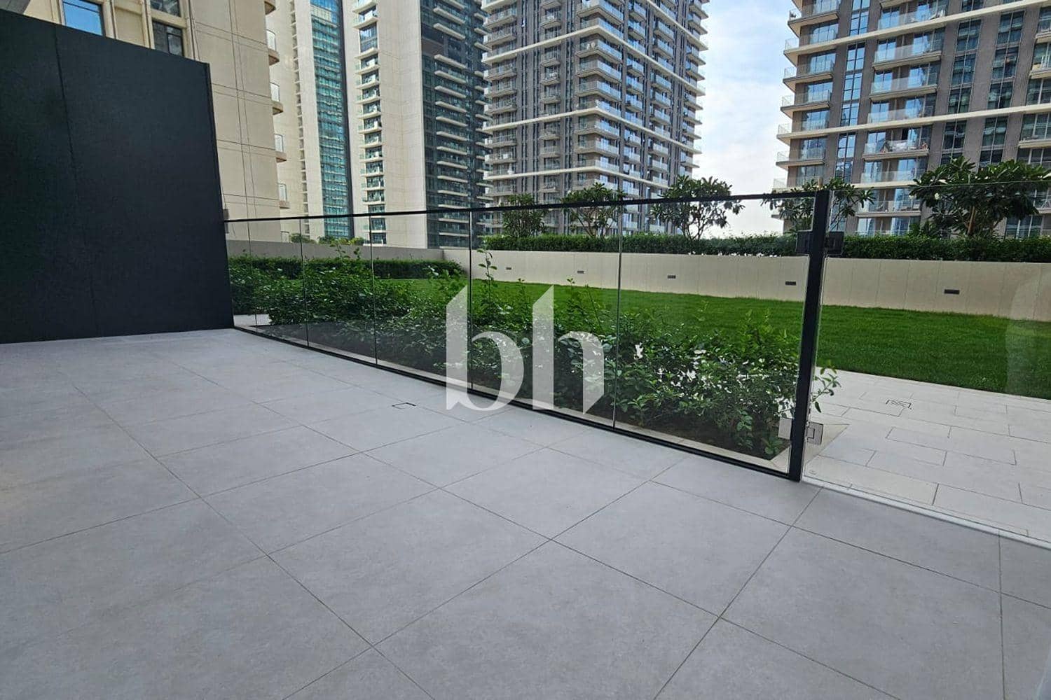 1 Bedroom Apartment in Beach Mansion Tower 1 - photo 2