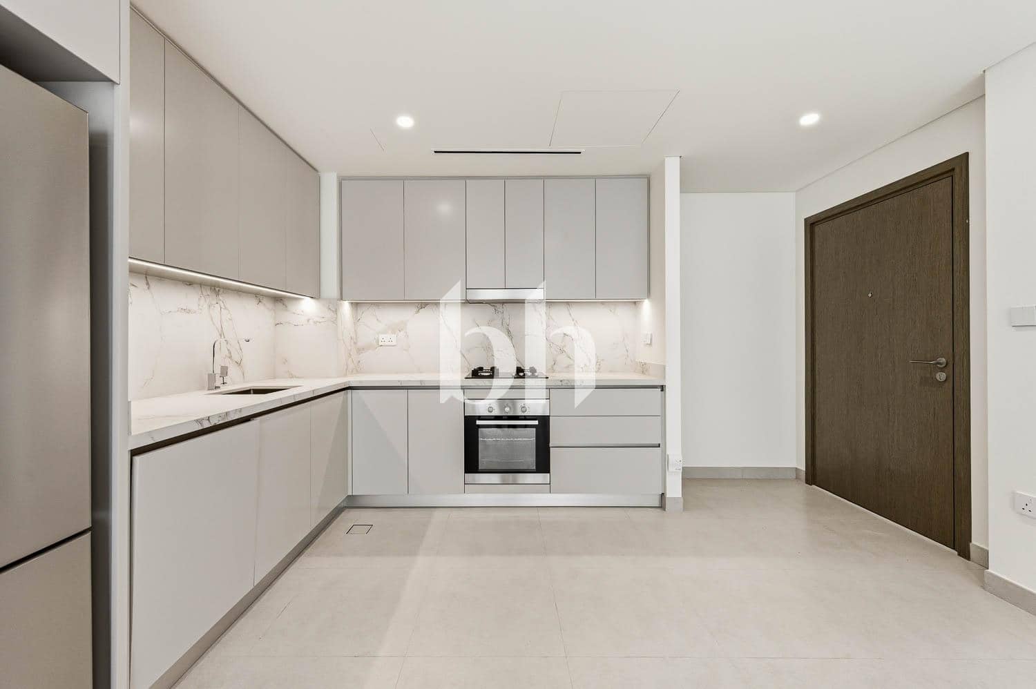 1 Bedroom Apartment in Beach Mansion Tower 1 - photo 1