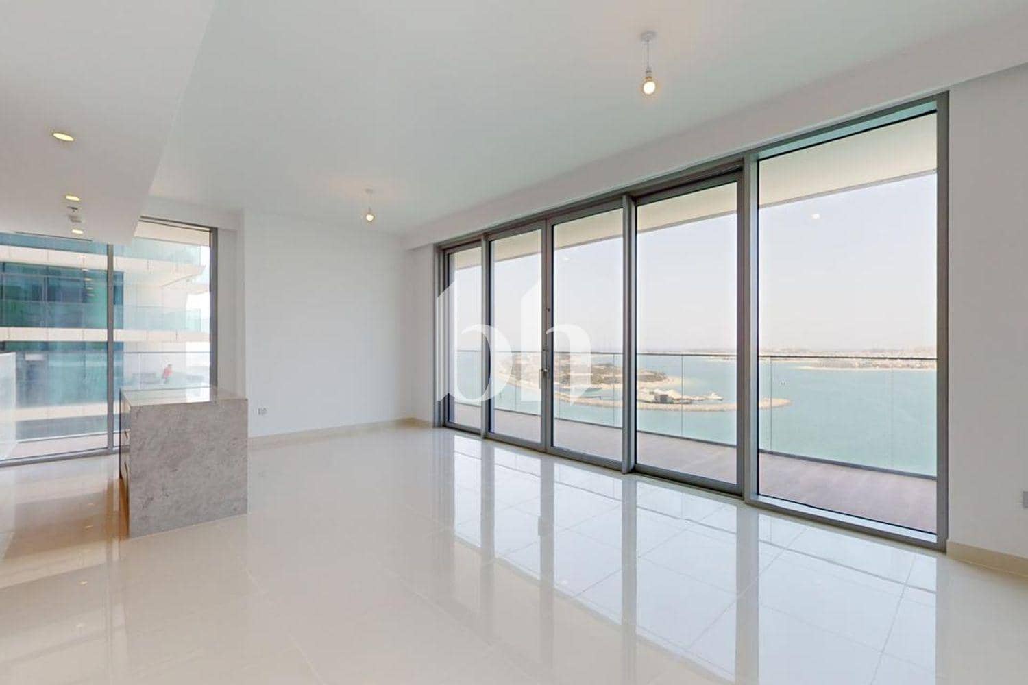 2 Bedroom Apartment in Beach Isle Tower 1
