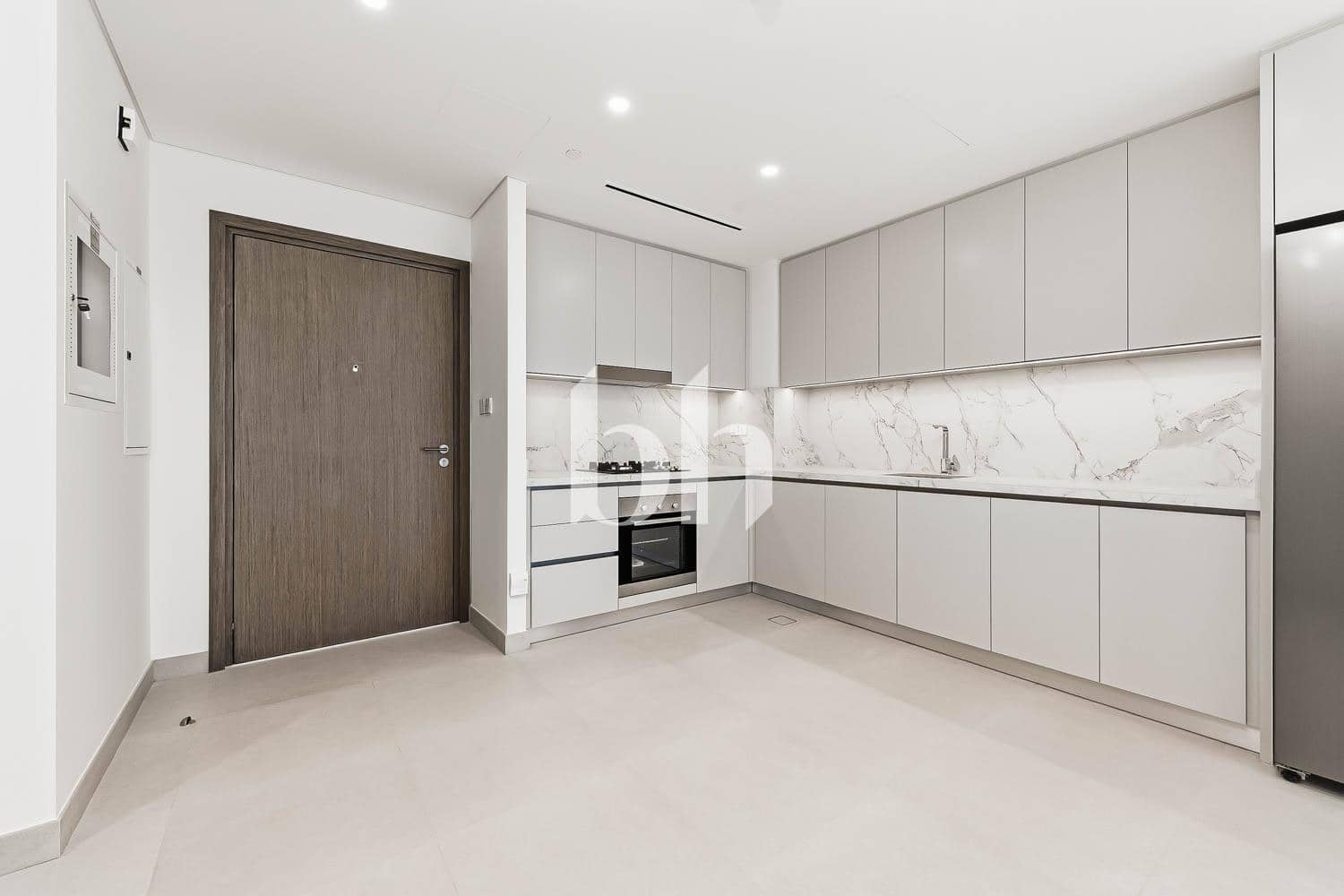 2 Bedroom Apartment in Beach Mansion Tower 1 - photo 2